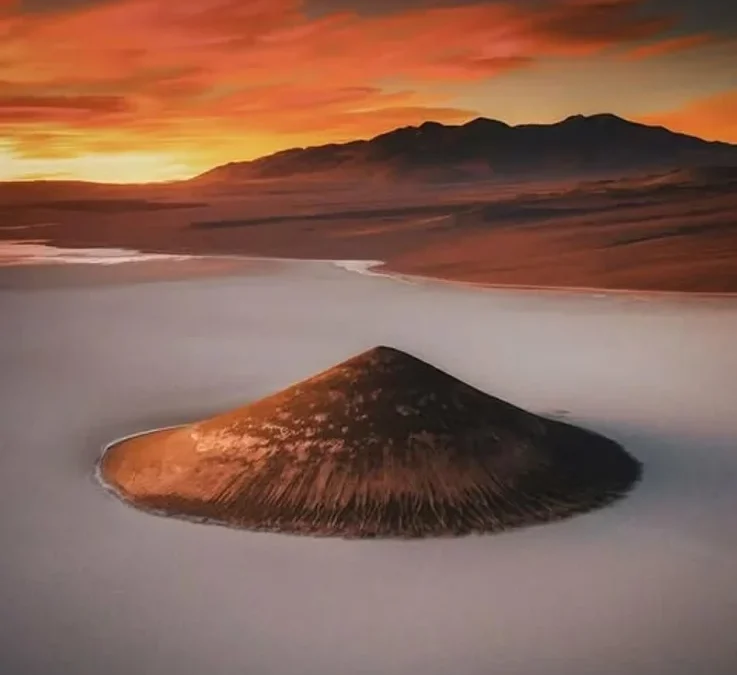 Ni Egipto ni Cuzco: la pirámide de Argentina que parece un paisaje de otro planeta