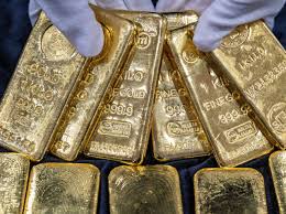 El oro se mantiene como refugio favorito ante los temores de una recesión y tensiones comerciales