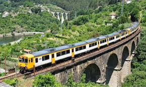 Trenes locales que recorren Europa para disfrutar de paisajes imperdibles