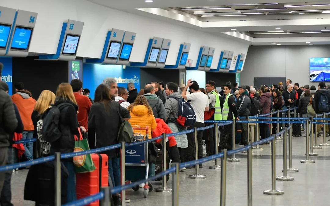 Aerolíneas Argentinas transportará más de 200 mil pasajeros en el finde XXL