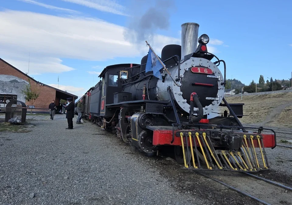 «La Trochita» confirmó el programa de salidas para la Temporada Invernal 2025