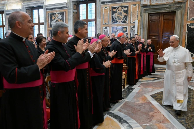 “El Papa no puede seguir adelante solo”: El sincero agradecimiento de León XIV a la Secretaría de Estado