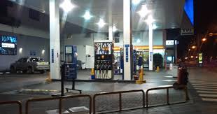 YPF confirmó que será más barato cargar nafta a la madrugada: el plan para segmentar precios con inteligencia artificial