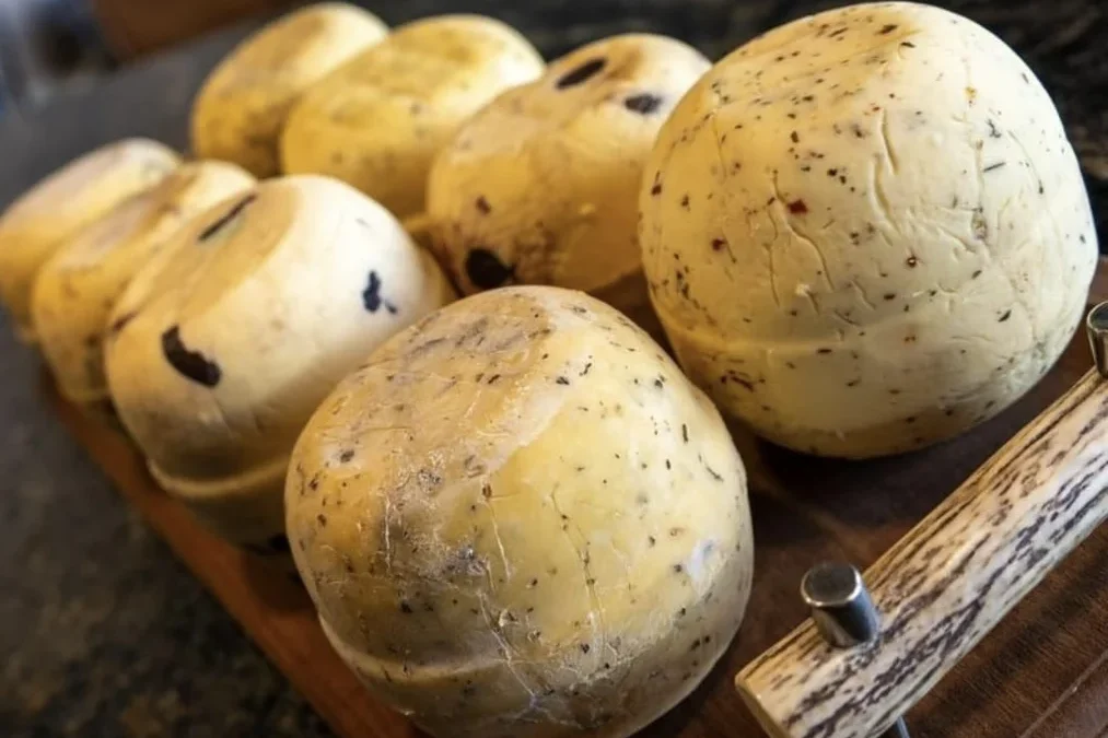 La escapada ideal a 4 horas de Buenos Aires: el pueblo de las 7 colinas, con termas y casino