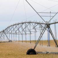 Crece la superficie irrigada en el país de la mano de baja de impuestos