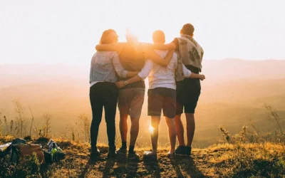 Día del Amigo 2025: las mejores promociones bancarias para ahorrar y celebrar