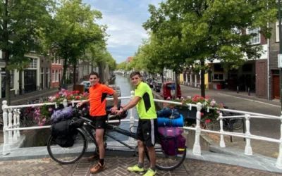 Jóvenes argentinos cruzan Europa en bicicleta de dos asientos rumbo al Santuario de Schoenstatt
