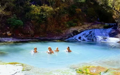 Ni Federación ni Cacheuta: las termas de aguas turquesas entre montañas ideales para este invierno