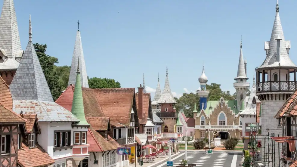El parque temático que parece salido de Disney y es gratuito en vacaciones de invierno