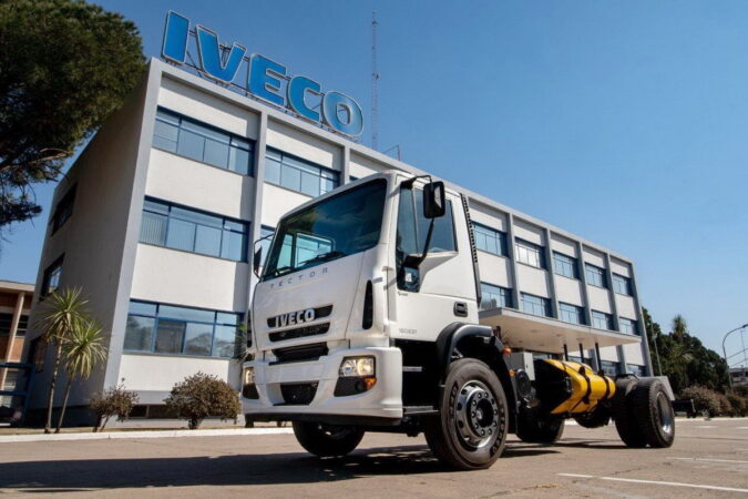 Bombazo: Tata Motors compra Iveco en U$S 4.300 millones