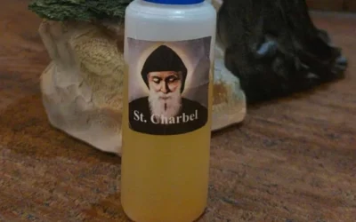 “No podía creer lo que veía”: el milagro del óleo de San Chárbel en una iglesia de Nápoles