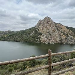 Parque Nacional Monfragüe: el santuario de aves rapaces y naturaleza virgen de Extremadura