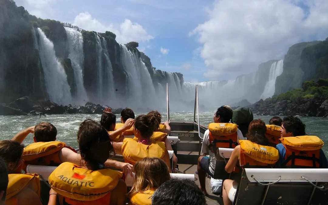 Javier Milei ya firmó el Decreto y se arma un fin de semana largo el 12 de octubre