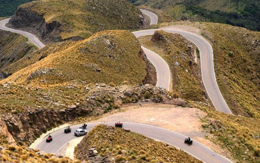 Ni Mendoza ni Neuquén: las rutas escénicas para recorrer y enamorarse de sus paisajes en primavera