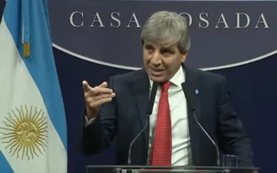 Escala el tira y afloje entre Luis Caputo y los grandes bancos por la cotización de la dólar