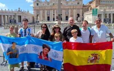 La Iglesia confía a la Red Educativa Fasta en Argentina una cuarta reliquia de San Carlos Acutis