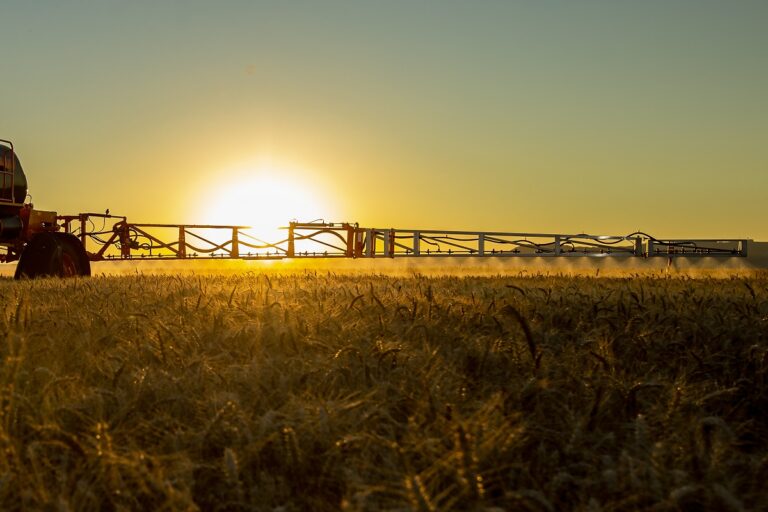 Glifosato granulado: ¿Con qué máquinas se aplica en Argentina?