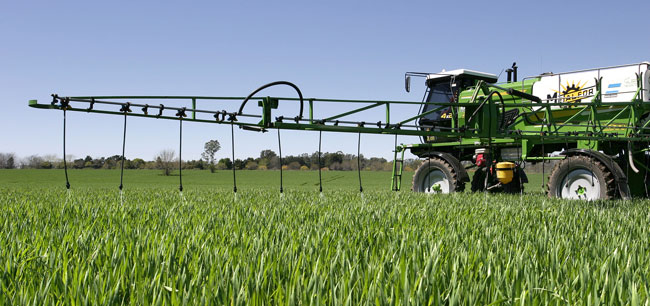 Siguen cayendo los precios internacionales de los fertilizantes ante una demanda agrícola que ya no puede sostener costos elevados