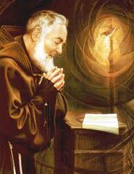 Cuando Padre Pío rezaba por alguien, decía esta poderosa oración