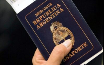 Alerta pasaportes: piden devolver una serie por una falla invisible en la tinta y cómo saber si te afecta
