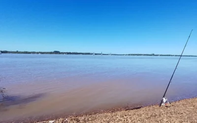 La «Nueva Escocia Argentina», el pueblo de río, ideal para relajar, acampar y pescar entre bosques