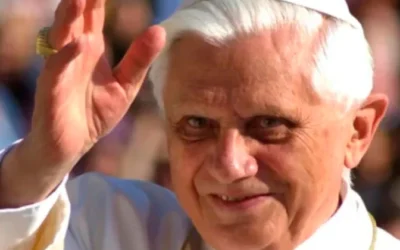 Libro con homilías privadas de Benedicto XVI, ya disponible en español 
