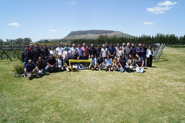 McCain Foods y Arcos Dorados reafirman sus compromisos con la Agricultura Regenerativa en Argentina