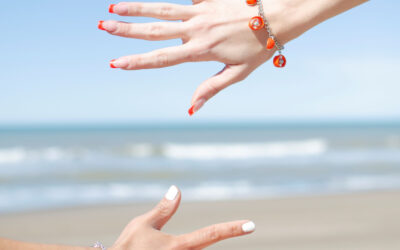 Claromecó y Dunamar: naturaleza, mar y arte que se teje a mano en la costa bonaerense con seda