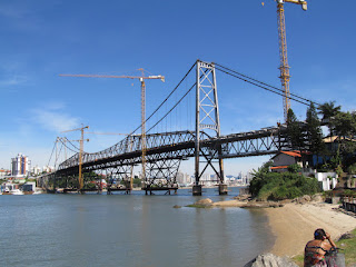 Santa Catarina Brasil. Restaurantes y venta ambulante en playas