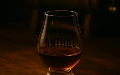 Anthill: El Bourbon Argentino que Nació de un Asado y se Añeja con Roble Centenario