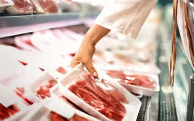 Con cortes que subieron más de 60% en 12 meses, el consumo de carne cayó al menor nivel en 20 años