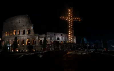 Hoy Viernes Santo, León XIV llevará la cruz en el Vía Crucis del Coliseo