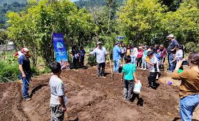 La agricultura familiar transforma las aulas en Guatemala: el éxito de San Marcos