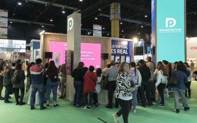 La Feria del Libro sigue celebrando sus 50 ediciones: literatura y debate en una jornada imperdible