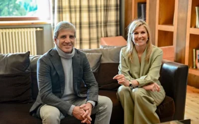 Encuentro en el Foro Llao Llao: Luis Caputo se reunió con la reina Máxima