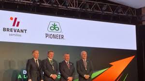 Tensión en el Congreso Maizar 2026: Fuerte debate entre los productores que piden acelerar la baja de retenciones y el reclamo de apoyo del oficialismo