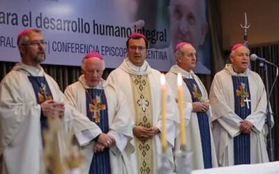La Iglesia se mete en la discusión por la ley del Gobierno sobre propiedad privada y pide al Congreso que vote en contra La Iglesia se mete en la discusión por la ley del Gobierno sobre propiedad privada y pide al Congreso que vote en contra