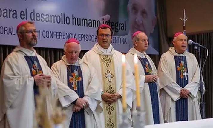 La Iglesia se mete en la discusión por la ley del Gobierno sobre propiedad privada y pide al Congreso que vote en contra