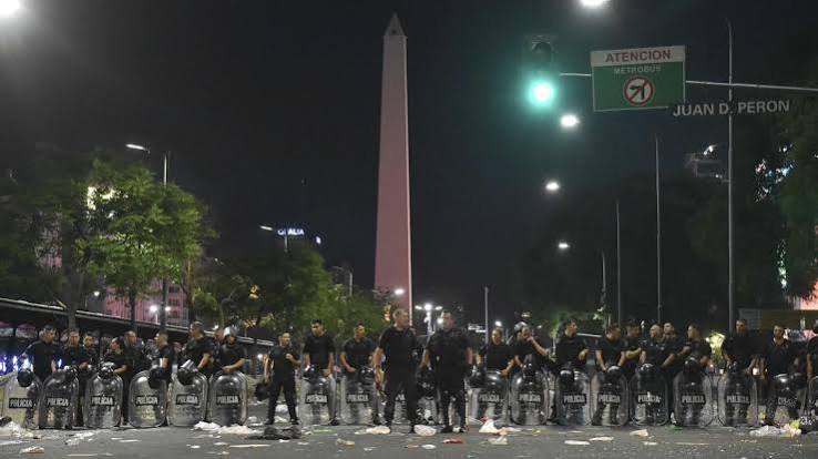 Incidentes en el Obelisco tras la victoria argentina: once detenidos tras los festejos