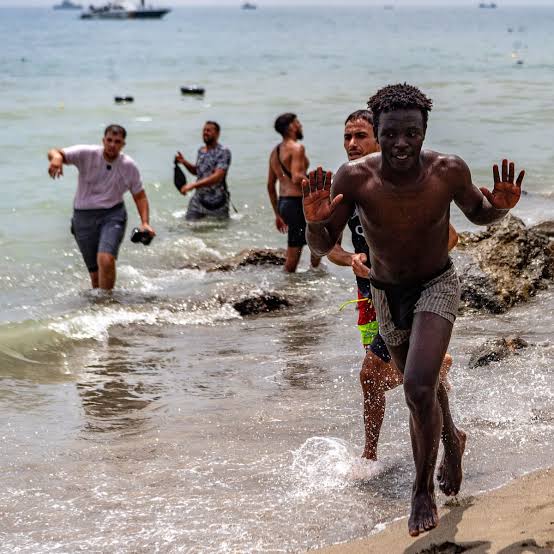 El Papa León XIV clama por paz, justicia y diálogo tras la tragedia migratoria en Ceuta