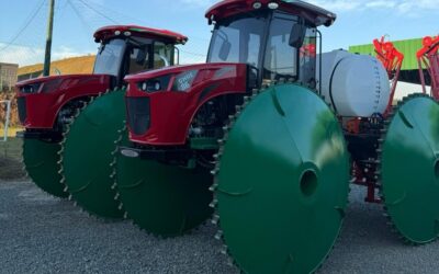 Gomes llegó a la Argentina con máquinas de ruedas gigantes para trabajar en el barro Gomes llegó a la Argentina con máquinas de ruedas gigantes para trabajar en el barro