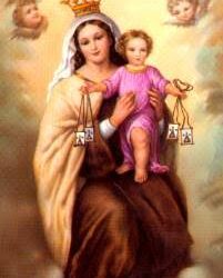 12 claves para usar el escapulario de la Virgen del Carmen que se impone hoy en su día 12 claves para usar el escapulario de la Virgen del Carmen que se impone hoy en su día