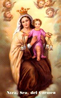12 claves para usar el escapulario de la Virgen del Carmen que se impone hoy en su día