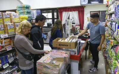Las pymes vendieron un poco más, pero el Mundial y el aguinaldo no alcanzaron para cortar la racha negativa Las pymes vendieron un poco más, pero el Mundial y el aguinaldo no alcanzaron para cortar la racha negativa