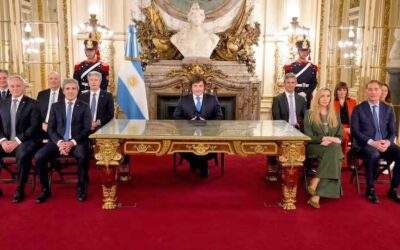 Fontevecchia cuestionó el entorno de Milei y advirtió: «Un día se preguntarán qué nos pasó»