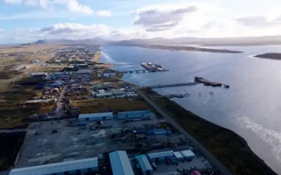 Ingleses ilegales con el petróleo de Malvinas: la petrolera británica Rockhopper logra un financiamiento millonario en Londres para acelerar el proyecto Sea Lion Ingleses ilegales con el petróleo de Malvinas: la petrolera británica Rockhopper logra un financiamiento millonario en Londres para acelerar el proyecto Sea Lion