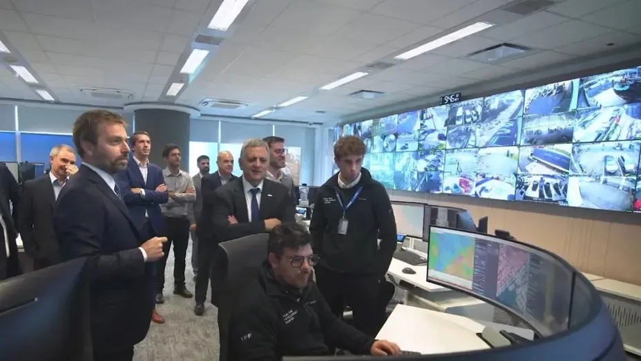 YPF blindó la seguridad corporativa con la inauguración de una moderna sala de comando y control tecnológico en todo el país