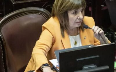 Sin respaldo, el oficialismo dio de baja la cláusula de venta de tierras a extranjeros para salvar la sesión Sin respaldo, el oficialismo dio de baja la cláusula de venta de tierras a extranjeros para salvar la sesión