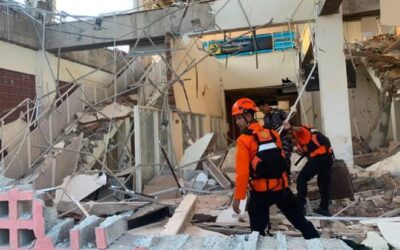 La tierra tembló otra vez este sábado: Indonesia con muertes y España con daños materiales La tierra tembló otra vez este sábado: Indonesia con muertes y España con daños materiales