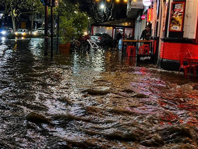 Casi 13 mil personas sin luz en el AMBA por la tormenta
